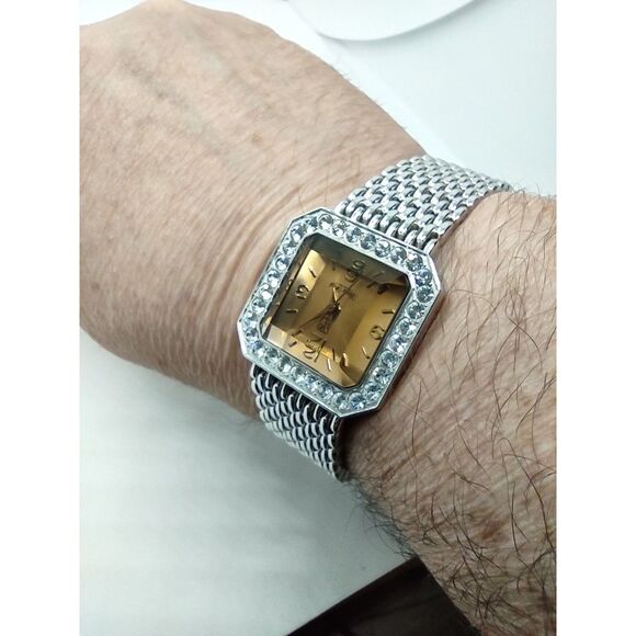 Victoria Wieck Beverly Hills B4055 Amber Crystal Vintage Watch - Picture 15 of 15